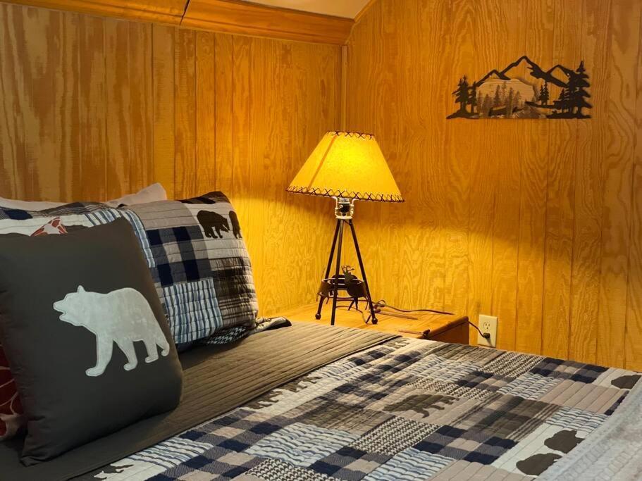 One Of A Kind Rustic Log Cabin Near Bryce Resort - Large Game Room - Fire Pit - Large Deck - Bbq Basye Exterior foto