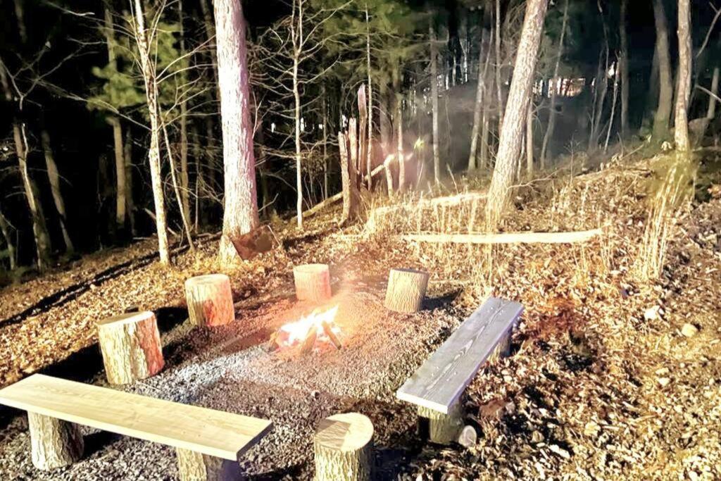 One Of A Kind Rustic Log Cabin Near Bryce Resort - Large Game Room - Fire Pit - Large Deck - Bbq Basye Exterior foto